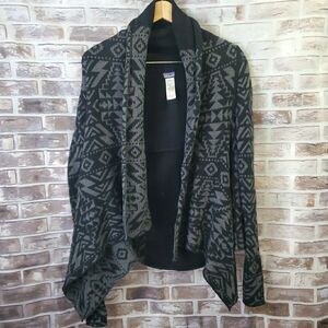 Patagonia Cardigan Sweater Womens Size S Gray Aztec Yellowstone Western